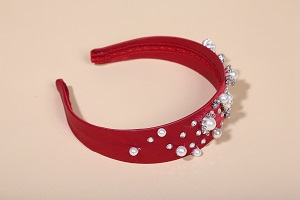 Cerchietto perle e strass - rosso