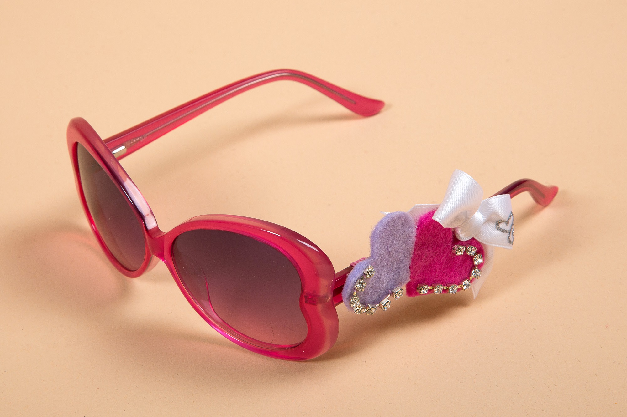 Accessorio 020010 - soggetto cuori e fiocco